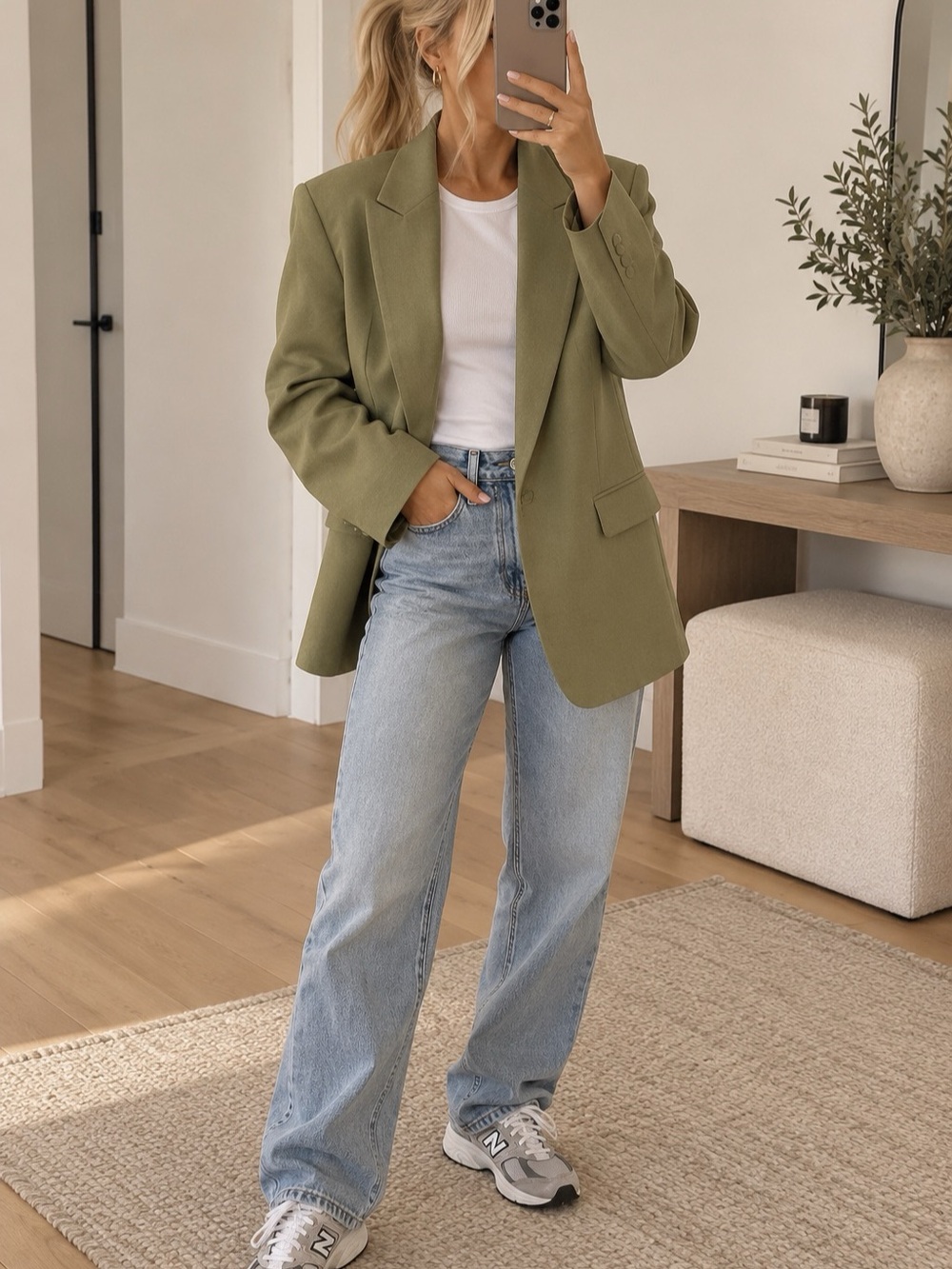 Zara Women's Green Blazer Like New
